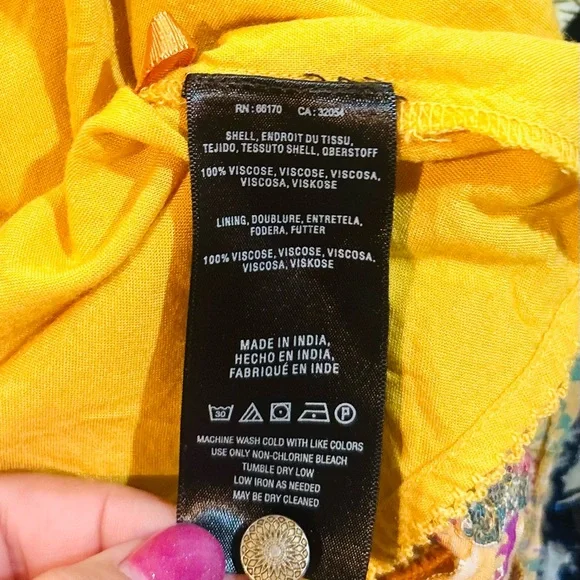 Anthropologie Akemi + Kin Melina Embroidered Halter Top Boho Summer Size 12 - Picture 13 of 14